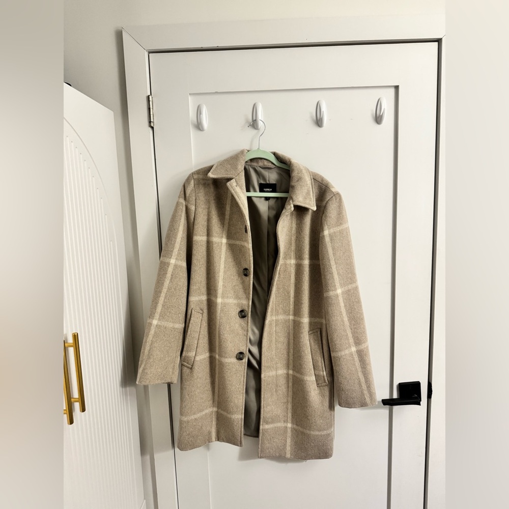 Like new Express Men White Plaid wool blend winter jacket
